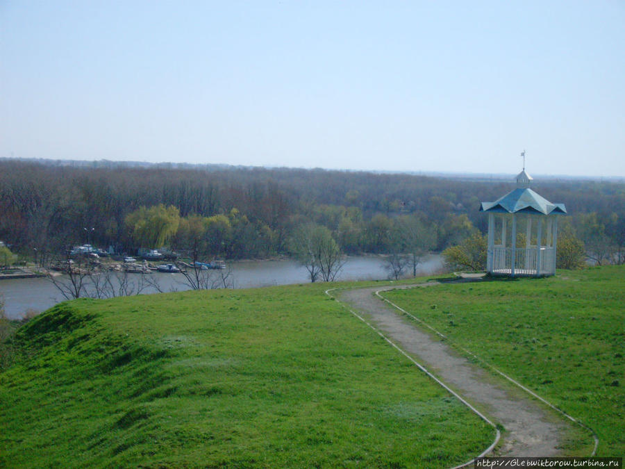 Прогулка по азовской крепости в апреле Азов, Россия