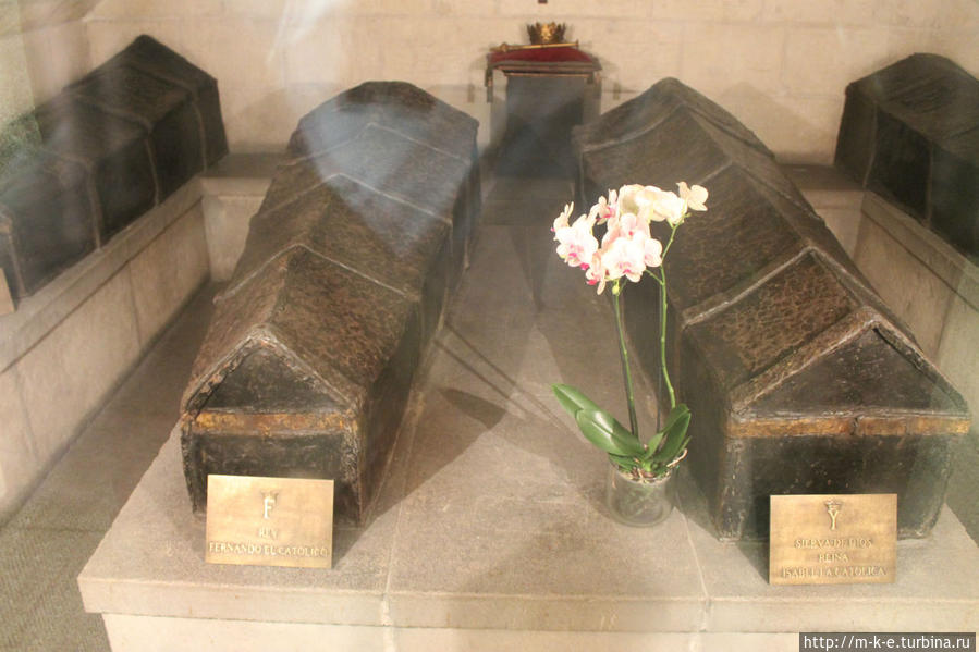 Гробы королевской семьи в крипте Гранада, Испания