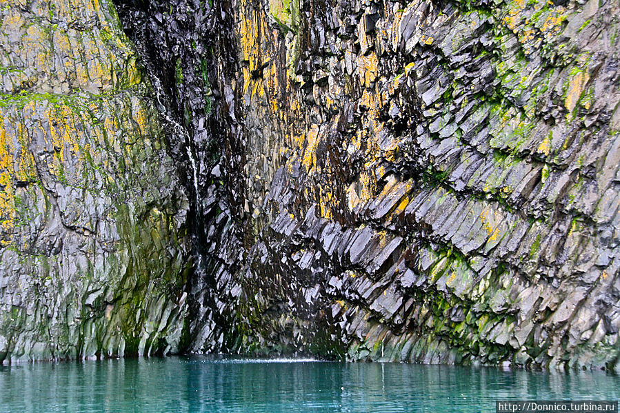 Скала Рубини: Геологическое чудо света Земля Франца-Иосифа архипелаг, Россия