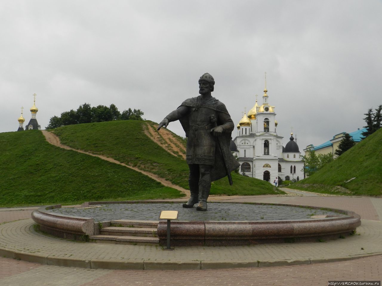 Дмитров россия область. Дмитров город в Московской области. Дмитровский Кремль (музей-заповедник). Город Дмитров достопримечательности.