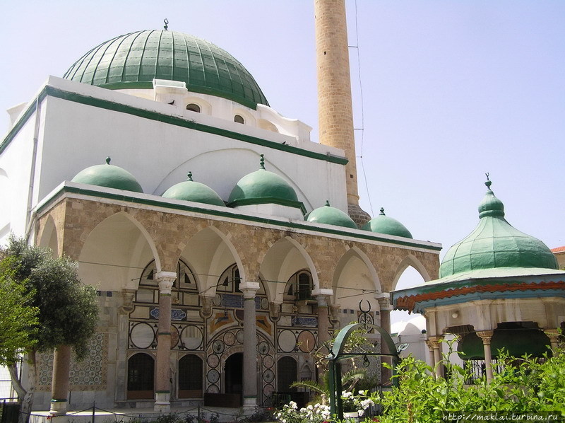 Мечеть Аль-Джазар.