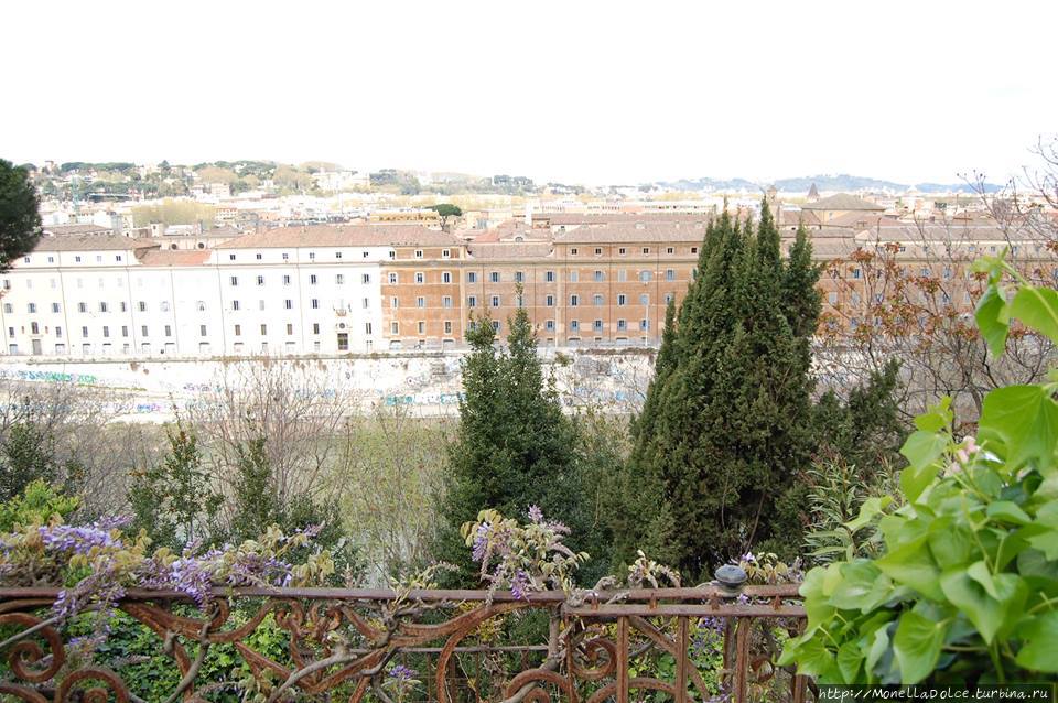 Вилла дел Приорато ди Мальта — апрель 2015 Рим, Италия