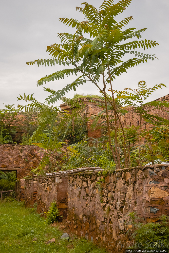 Хари Парбат Форт Шринагар, Индия