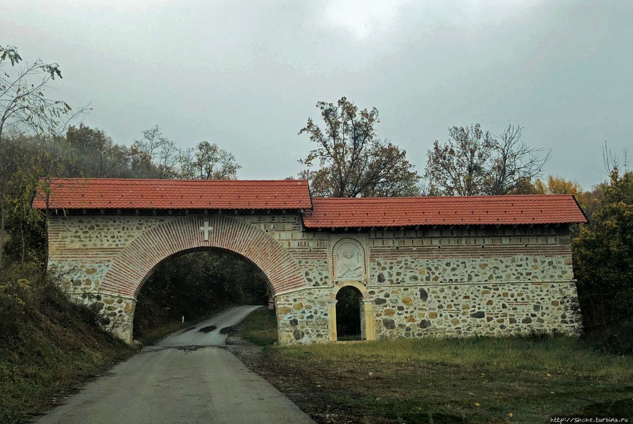 Монастырь св. Пантелеймона Старо-Хопово, Сербия