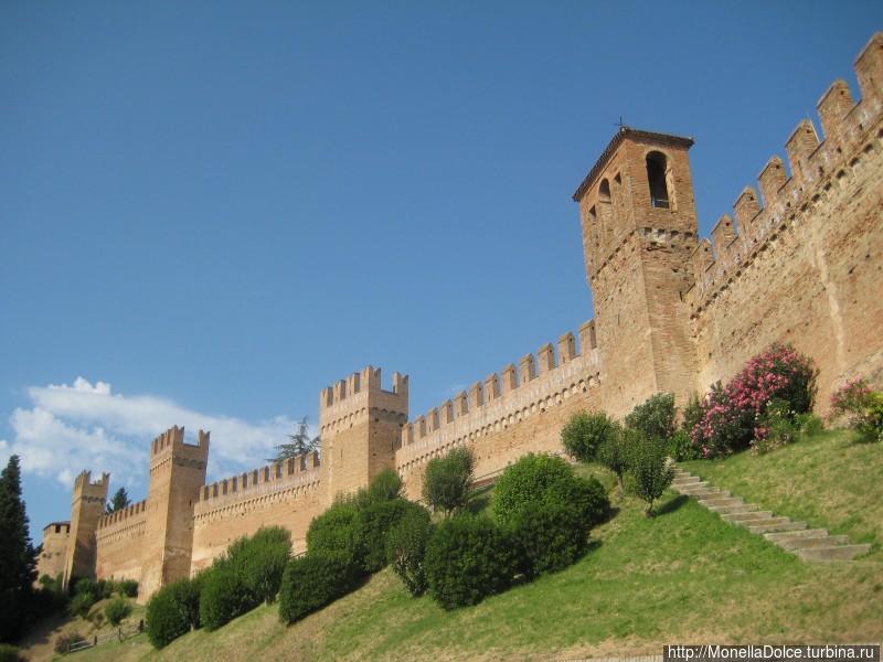 Крепость Градара — 2013 Градара, Италия