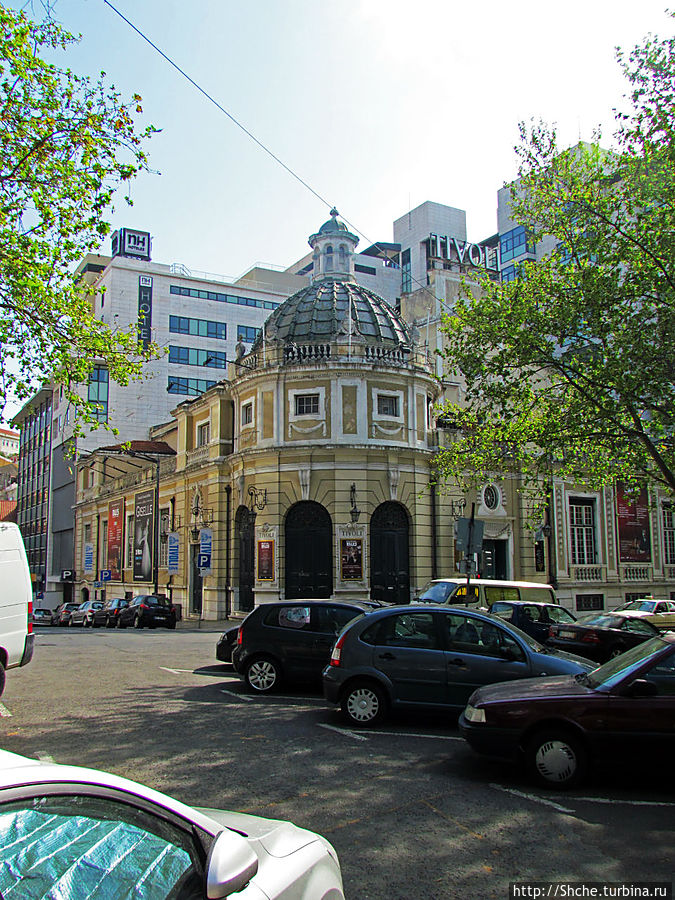 Avenida da Liberdade — гламурный бульвар в Лиссабоне Лиссабон, Португалия