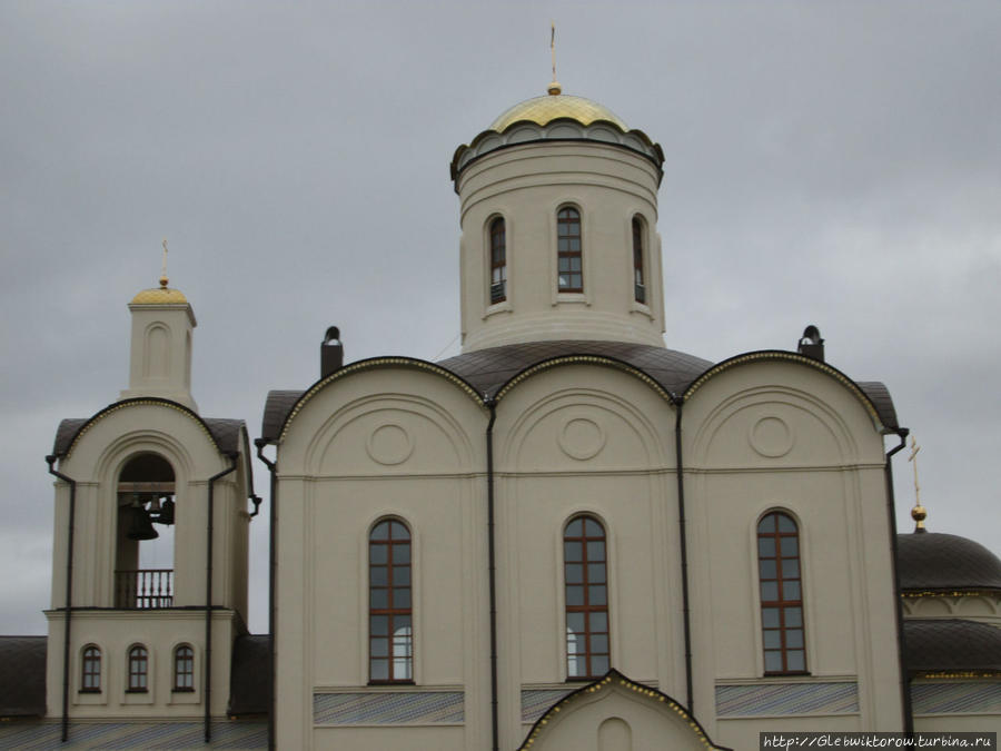 Прогулка по центру поселка Боровский, Россия