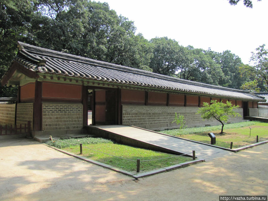 Конфуцианское святилище Чонмё. Первая часть. Сеул, Республика Корея