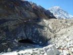 ледник Чалаади, истоки реки Местиачала 
GPS 1833 м  43 07.128   042 43.406
