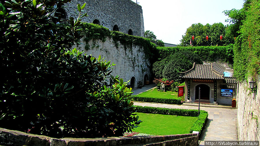 Внутренний дворик крепости Нанкин, Китай