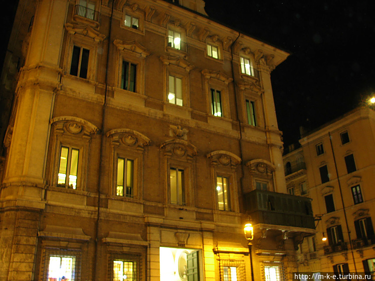 Балкон на втором этаже дв