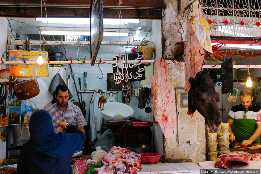 На рынке Фес, Марокко