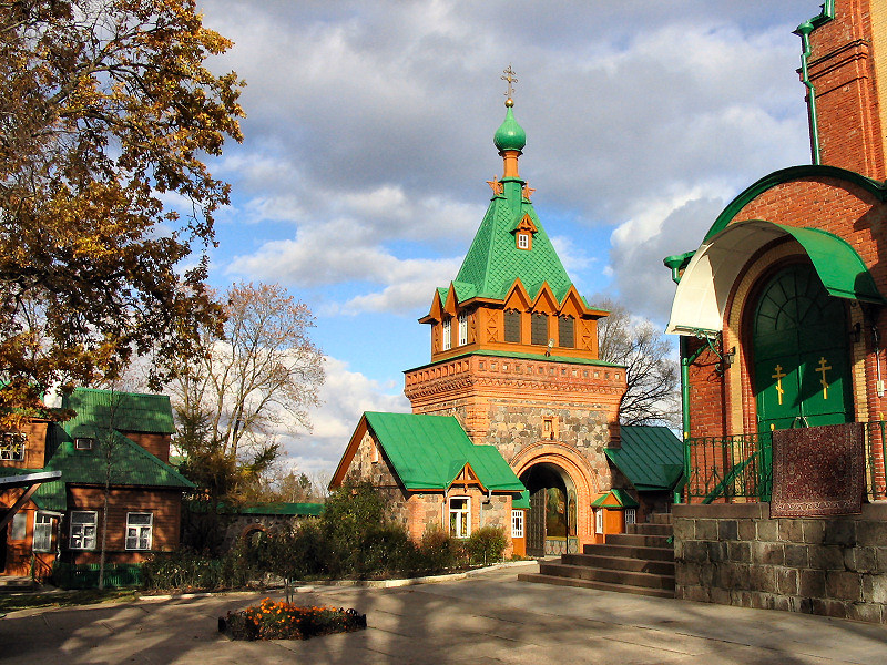 Пюхтицкий Успенский женский монастырь Куремяэ, Эстония