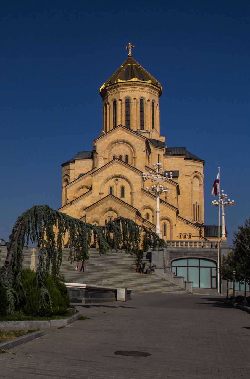 храм Самеба – «Пресвятая Троица» Тбилиси, Грузия