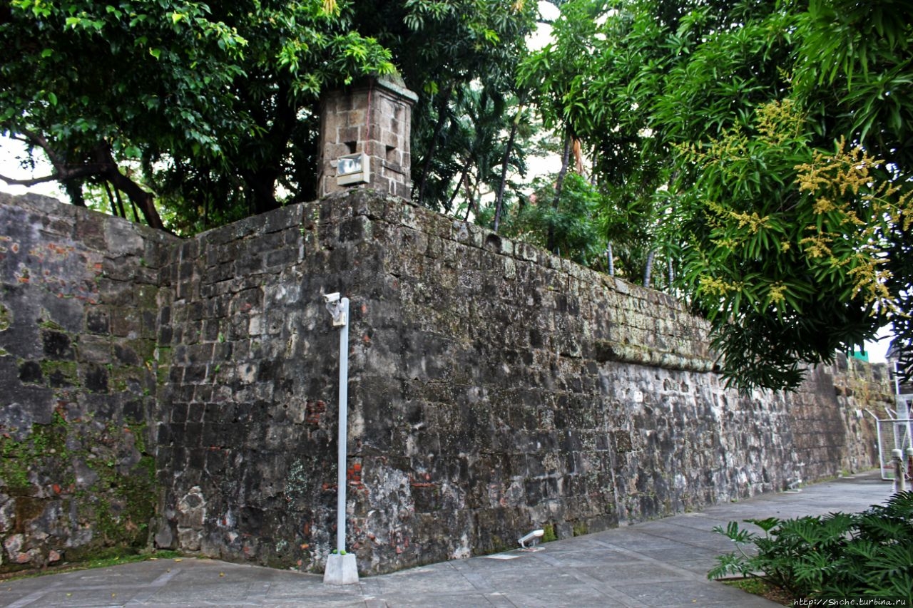Форт Сантьяго - отсюда начиналась будущая столица Филиппин