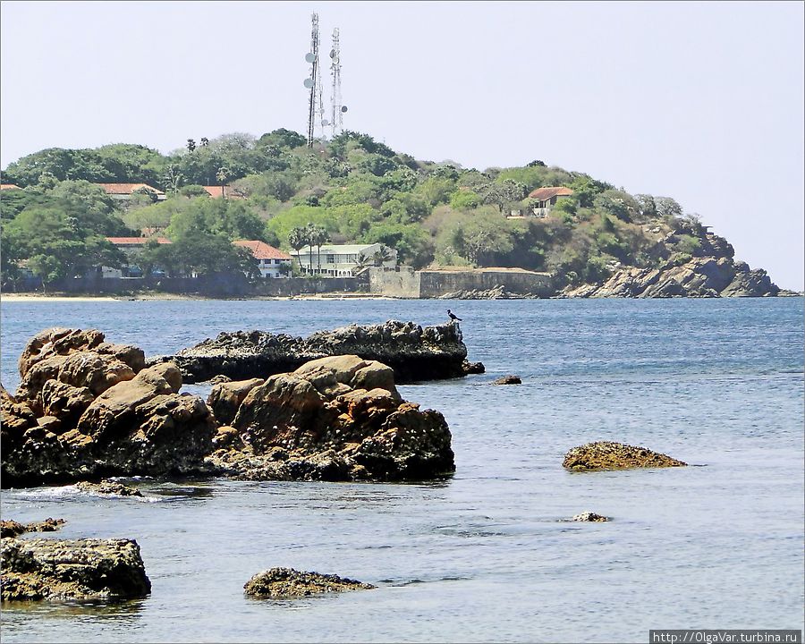 Мыс, на котором находится форт Фредерик и воинская часть ланкийской армии Тринкомали, Шри-Ланка