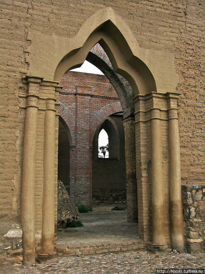 Руины церкви Св. Себастьяна Чьяпа-де-Корсо, Мексика