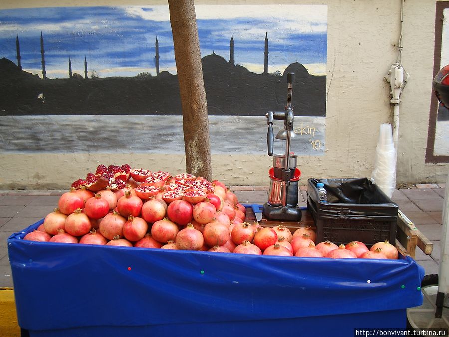 Свежие гранаты...