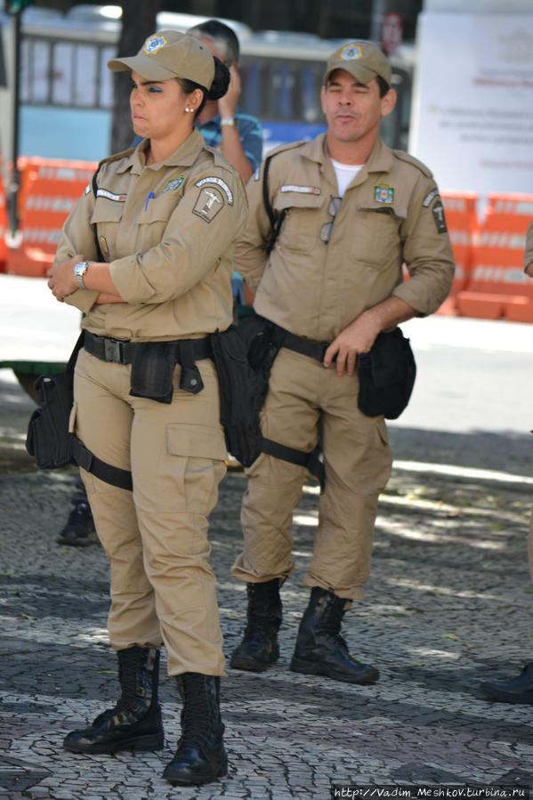 Полицейские в Рио-де-Жанейро Рио-де-Жанейро, Бразилия