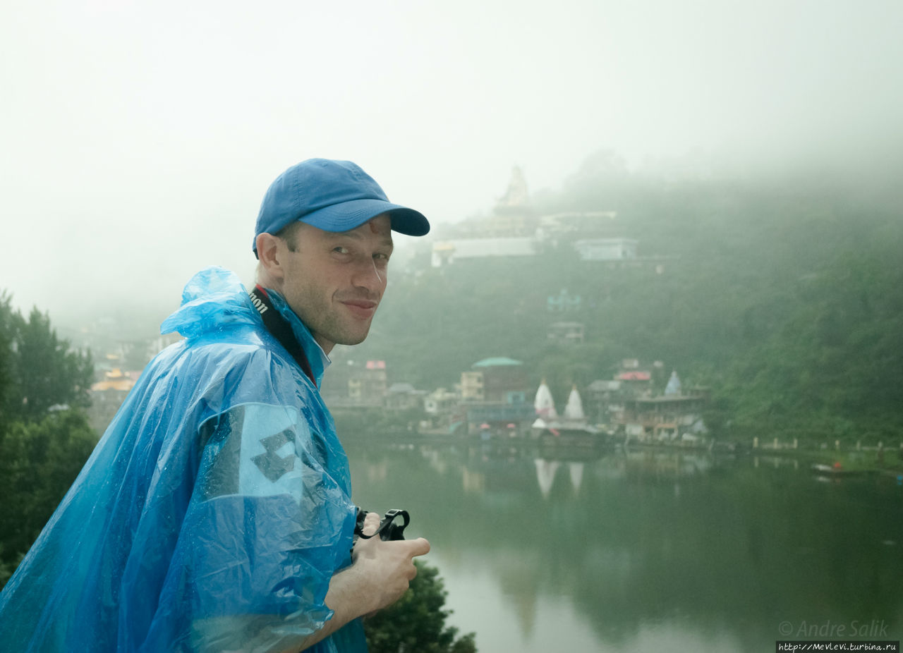 Озеро в Ревалсаре, Индия Штат Химачал-Прадеш, Индия