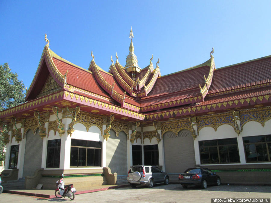 Посещение вата Фо Сай Нонг-Кхай, Таиланд