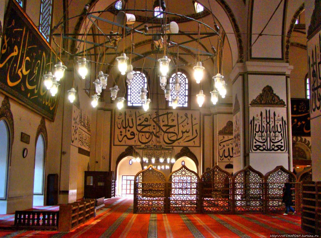 Мечеть Улу Джами. От минарета до Вселенной - один шаг