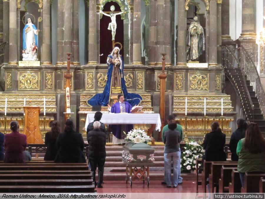 Сан-Мигель-де-Альенде, Мексика Сан-Мигель-де-Альенде, Мексика