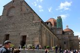 Базилика Сан-Лоренцо. Одна из старейших церквей Флоренции,основана в 4 веке.