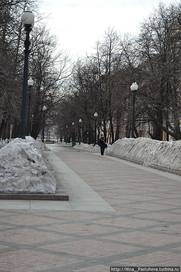 Прогулки по Москве.  Идём на Никитский бульвар Москва, Россия