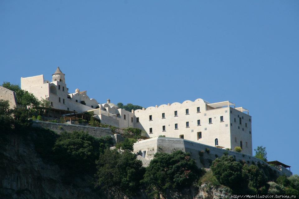 Гостиница Monastero Santa Rosa Hotel Spa Конка-деи-Марини, Италия