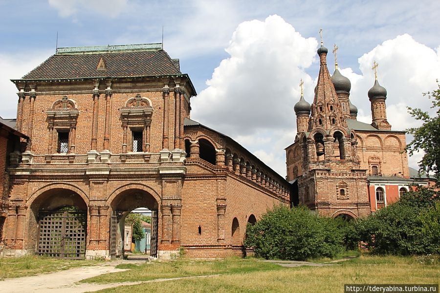 Крутицкий теремок в москве