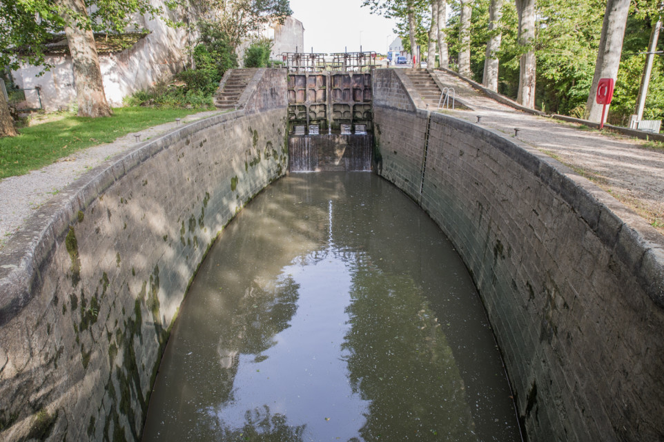 4 шлюза Сан-Рош / Les 4 Écluses De Saint-Roch