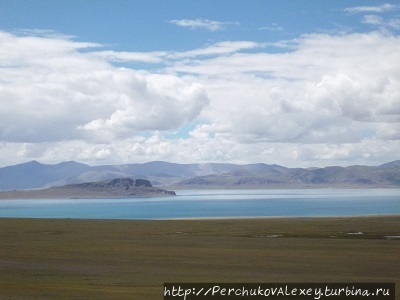 Озерный Край, западный Тибет. Китай