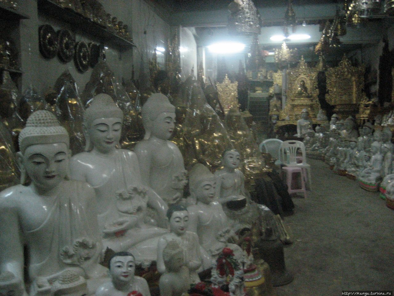 Магазин монашеских принадлежностей Янгон, Мьянма