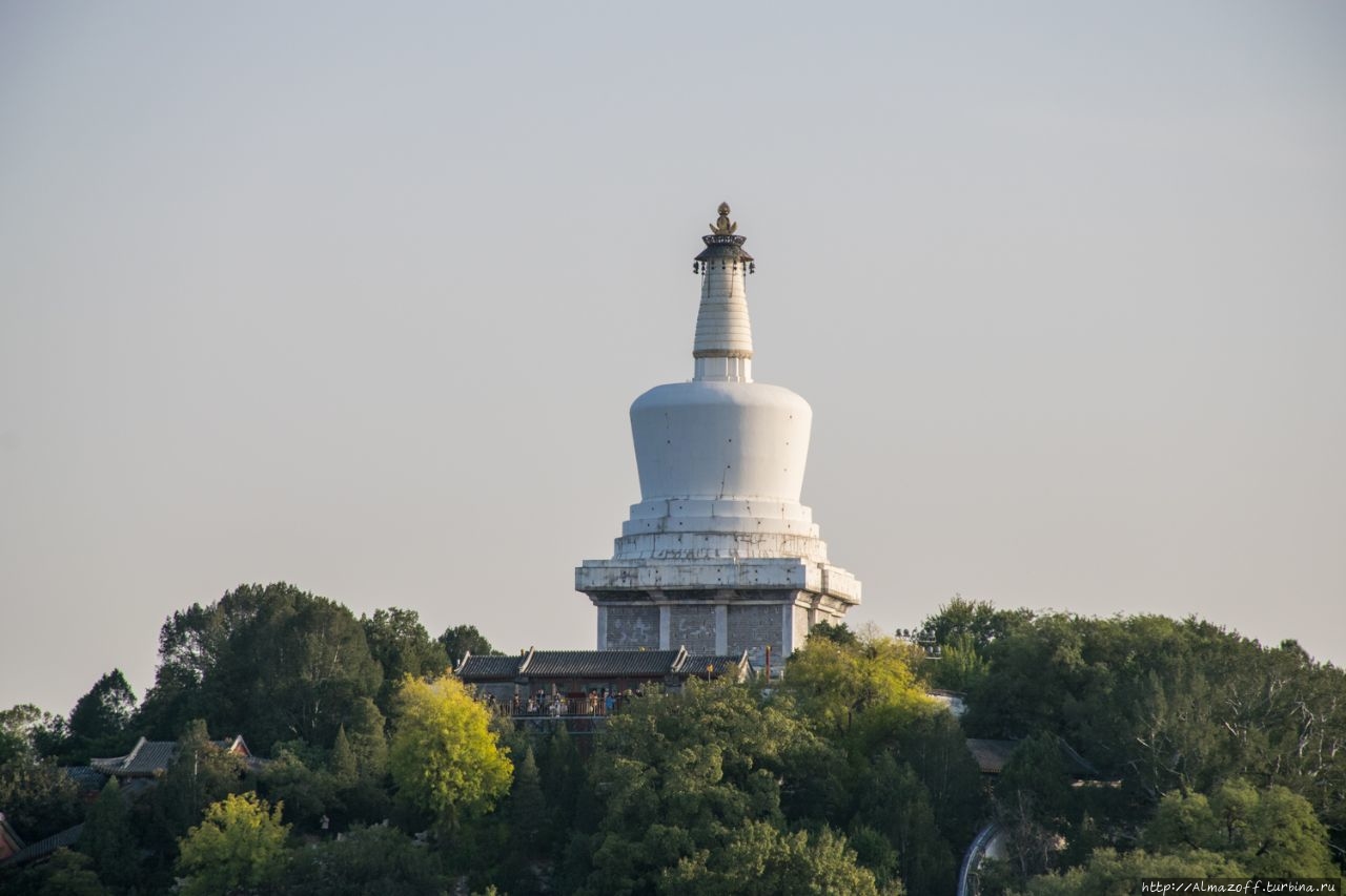 Парк Бейхай Пекин, Китай