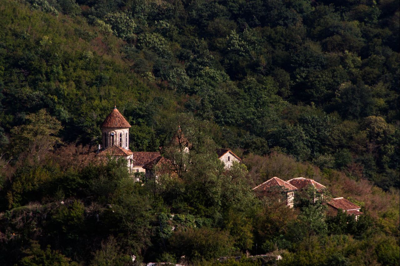 Моцамета — монастырь Мучеников Кутаиси, Грузия