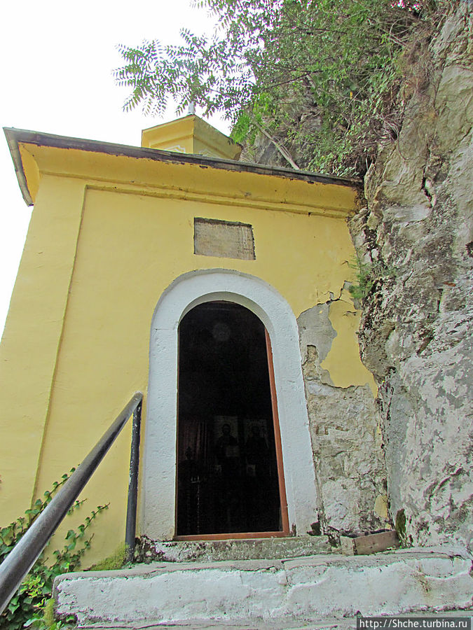 В конце решили подняться к часовне-костнице