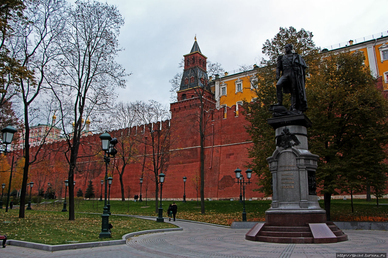 Памятники москвы названия