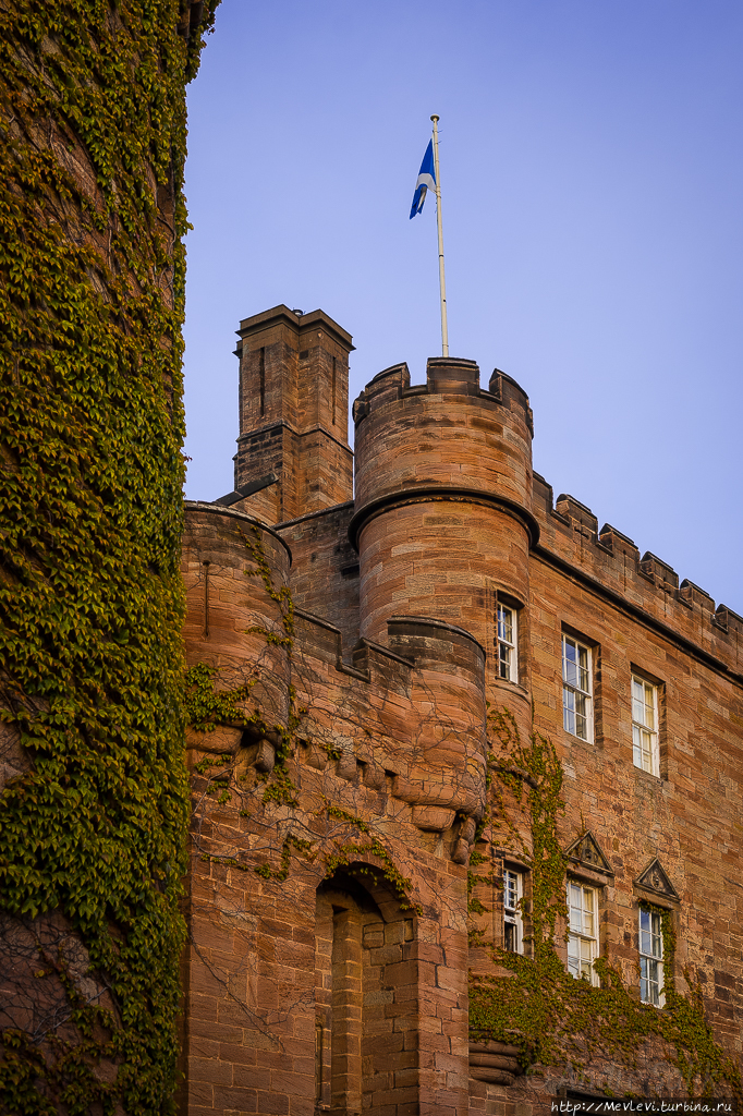 Вечер. Dalhousie Castle Шотландия, Великобритания