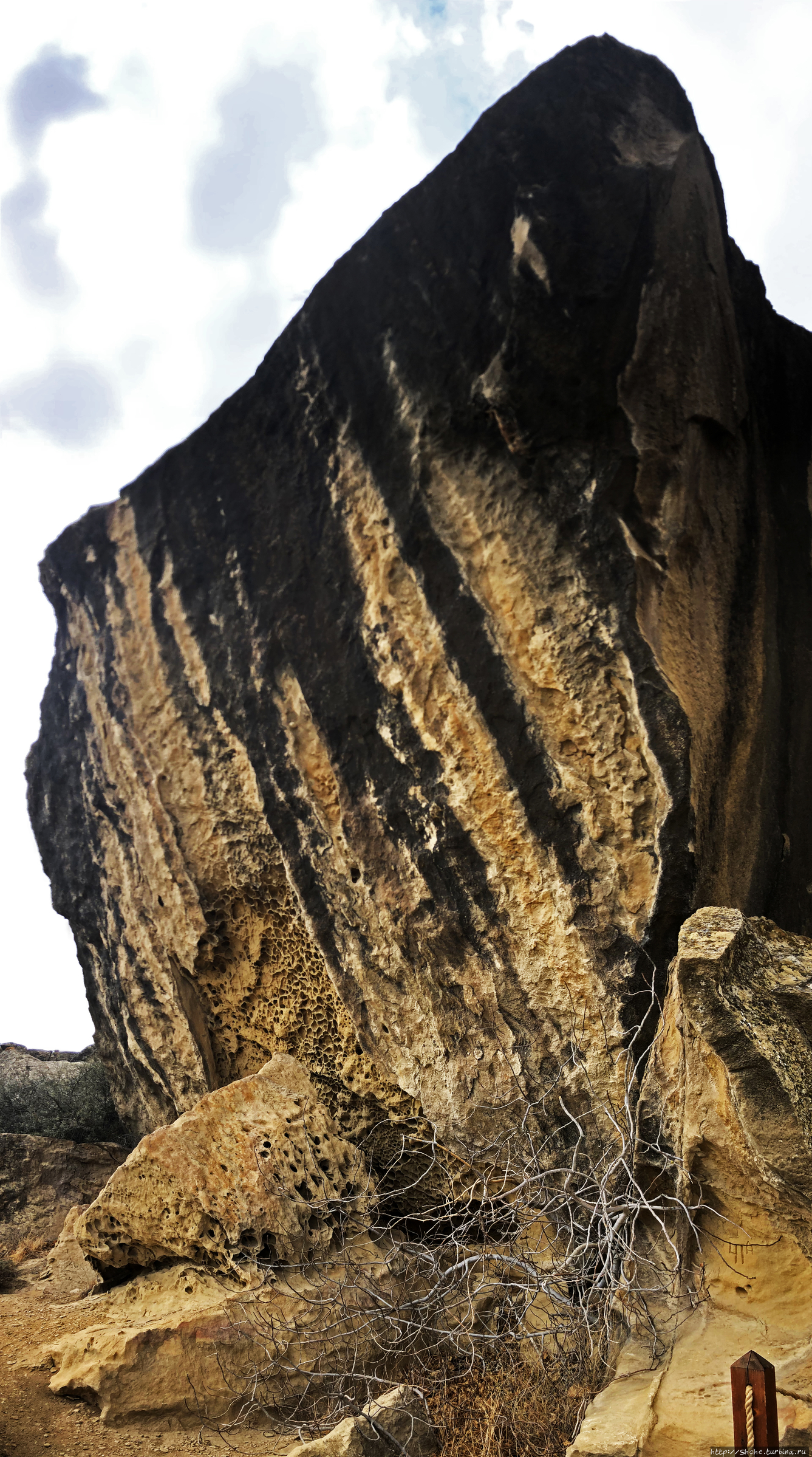 Каменная палитра Гобустана (Объект ЮНЕСКО 1076)