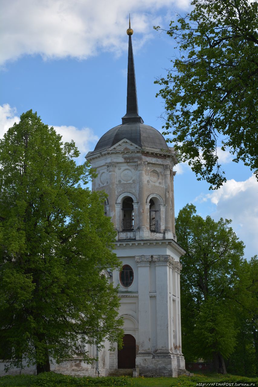 Церковь Иоанна Предтечи в Яропольце Ярополец, Россия