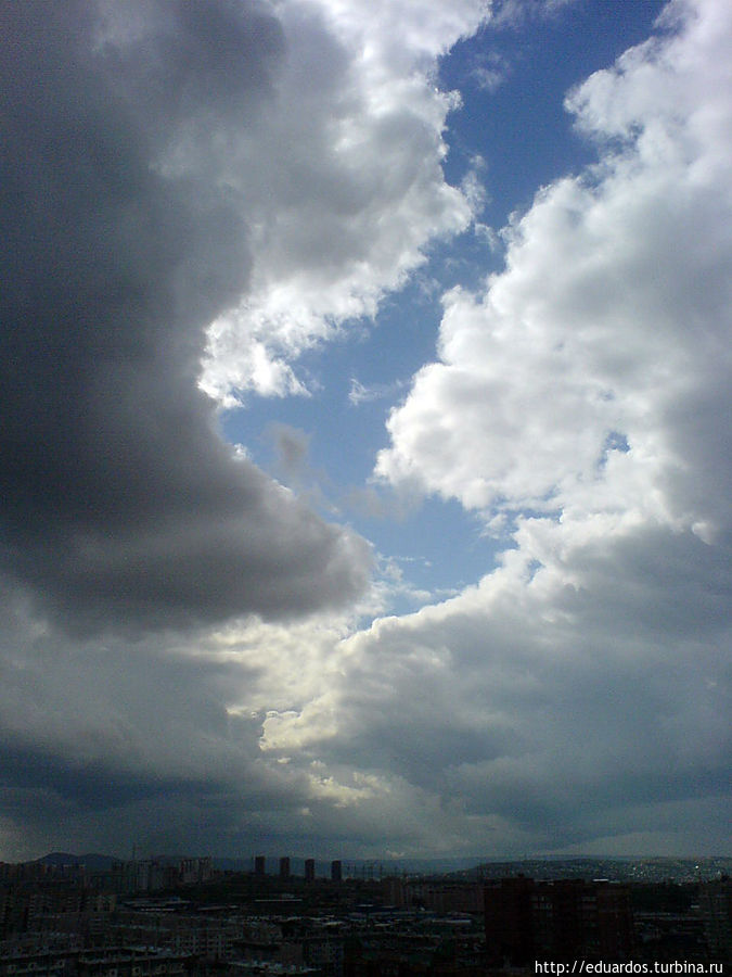 Синяя мгла. Выключи фонарик жены чёрный. Мгла (в авиационной метеорологии). Фог дорога поворот. Туман ночь страх.