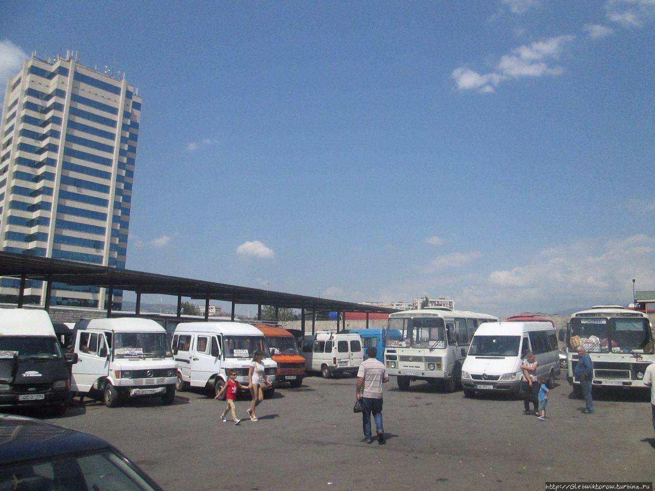 Самый большой автовокзал Тбилиси Тбилиси, Грузия