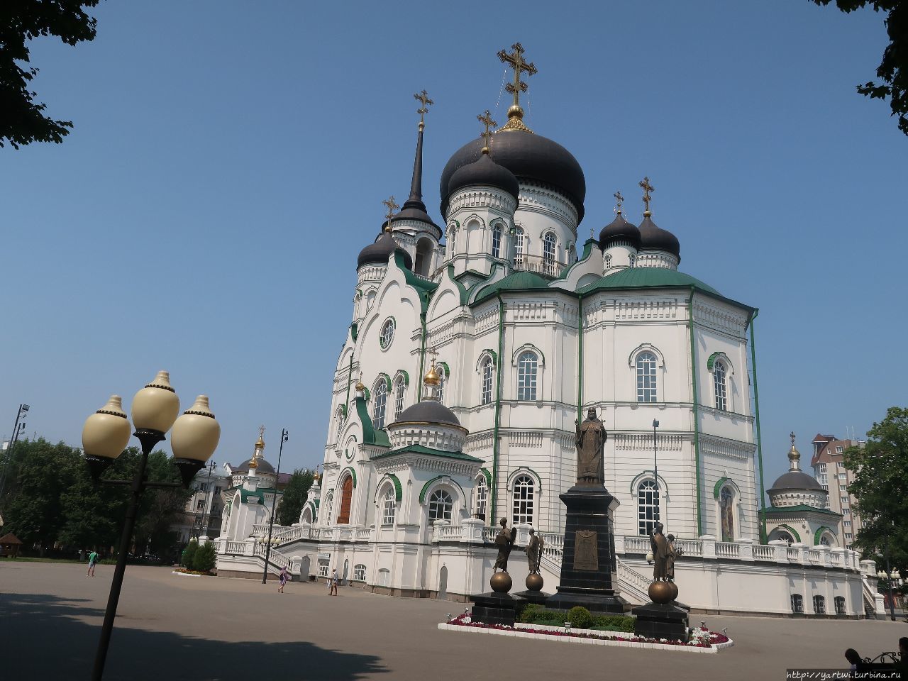 Благовещенский собор г. Воронежа (расположен рядом с Петровским сквером). Воронеж, Россия