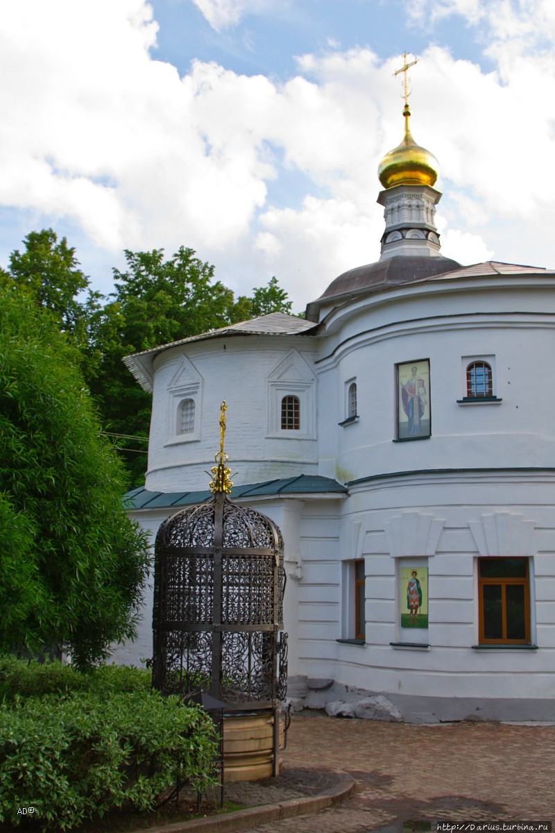 Борисоглебский мужской монастырь Дмитров, Россия
