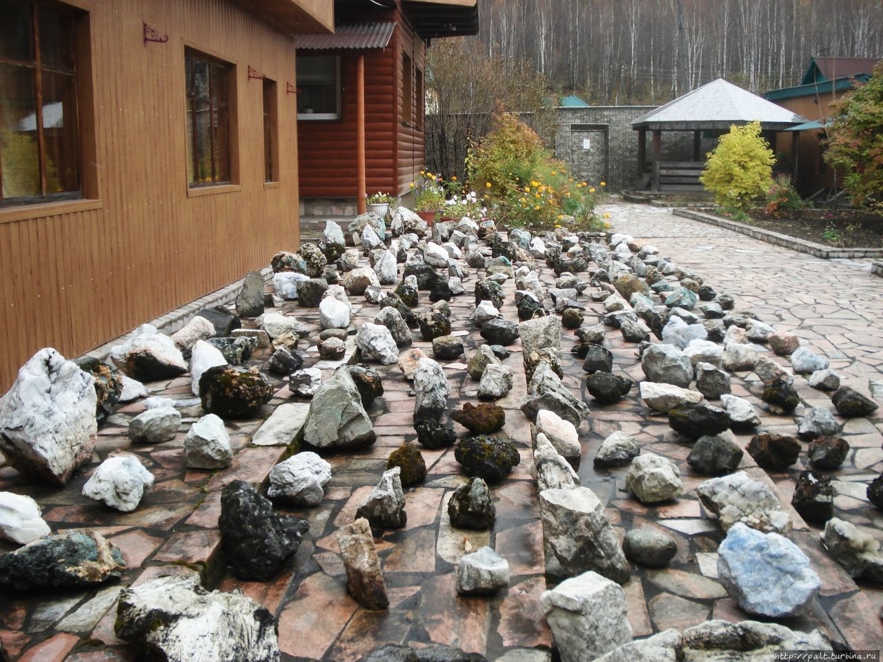 Сад камней музея