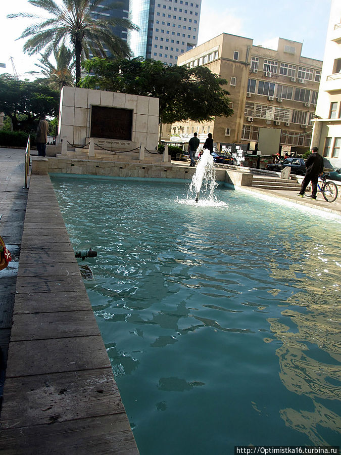 Памятник основанию Тель-Авива