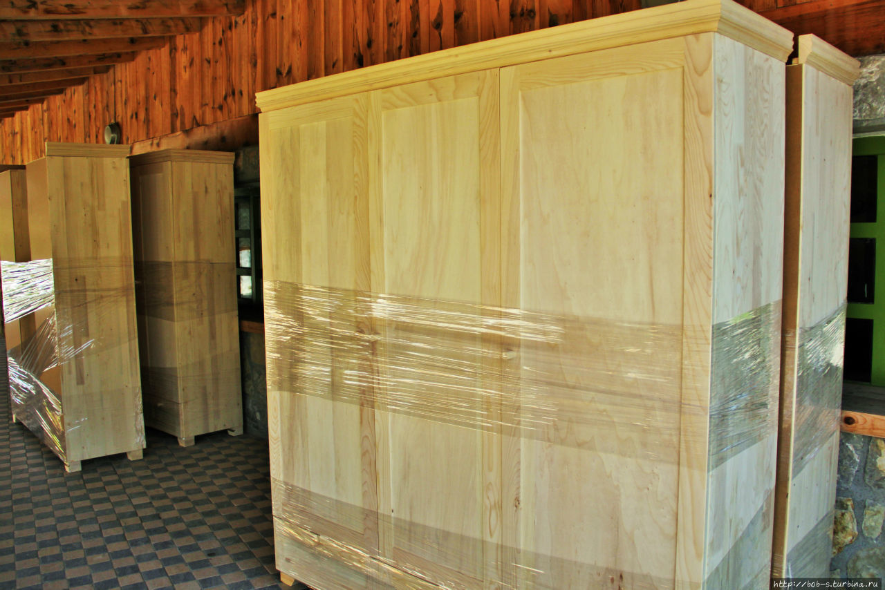 Мебель для номеров. Всё деревянное Мокра Гора, Сербия