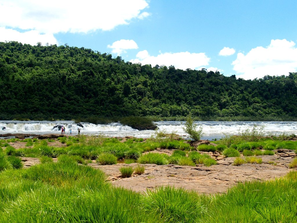 Водопад Юкума Деррубадас, Бразилия