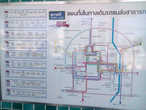 Это карта местных пикапов-маршруток. Разобраться в ней затруднительно, как минимум из-за тайских обозначений.
